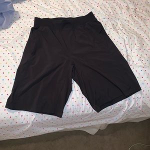 Lululemon T.H.E short 11”
